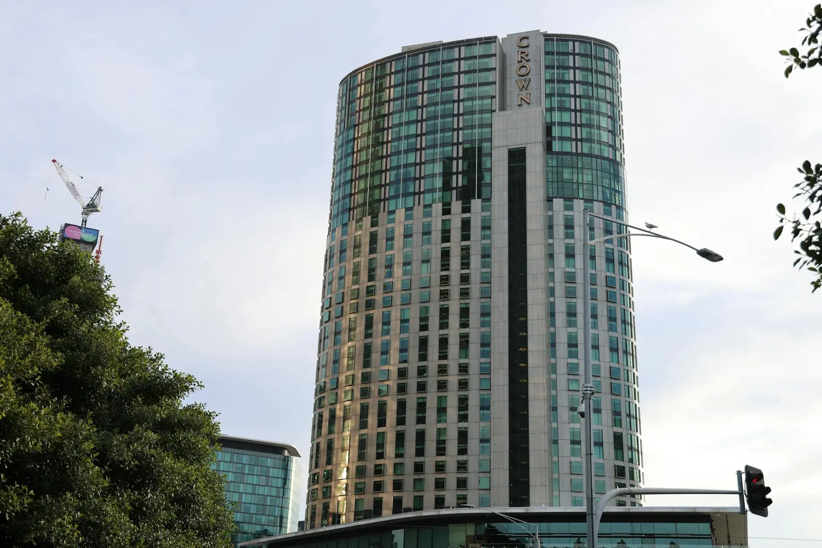 1 Hotel